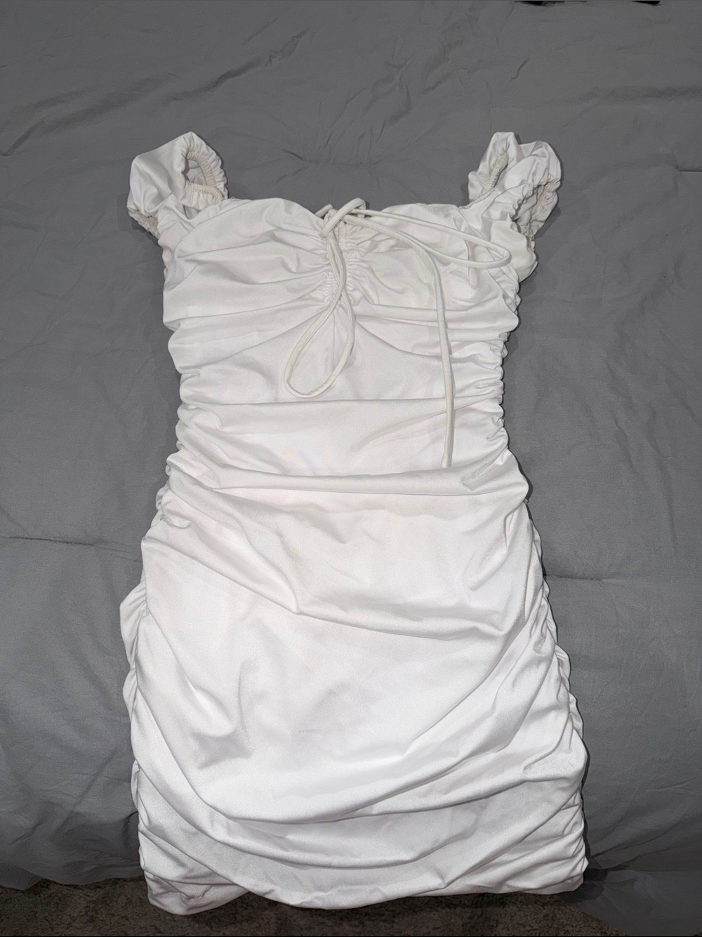 White Ruched dress-size 3